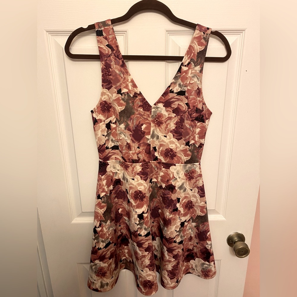 Forever 21 Floral roses mini skater dress M